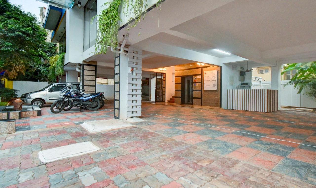 Treebo Eco Stay Nandanam Chennai Dış mekan fotoğraf